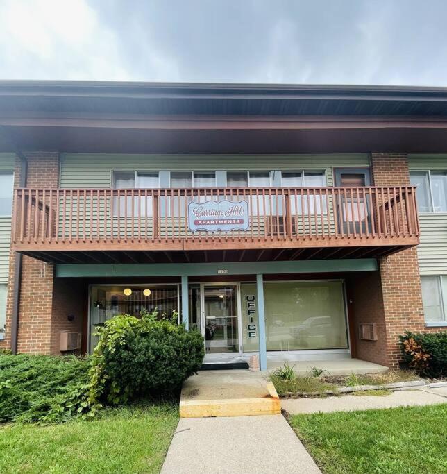 Carriage Hill Apartment #11 Whitewater Exterior photo